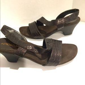 Aerosoles Strappy Sandals Croc Print Kitten Heels